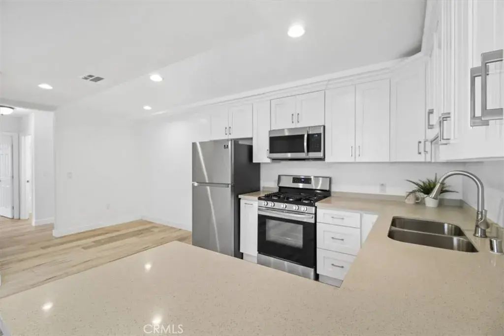 8655 Ranchito Avenue, Panorama City