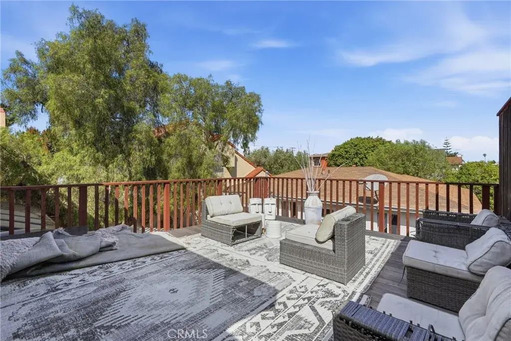 2304 Voorhees Ave, Redondo Beach