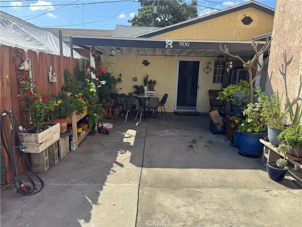 906 W 59th, Los Angeles