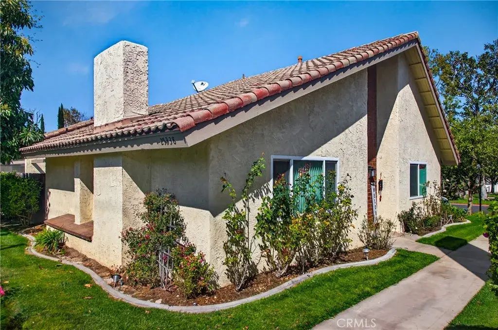 25338 Lawton, Loma Linda