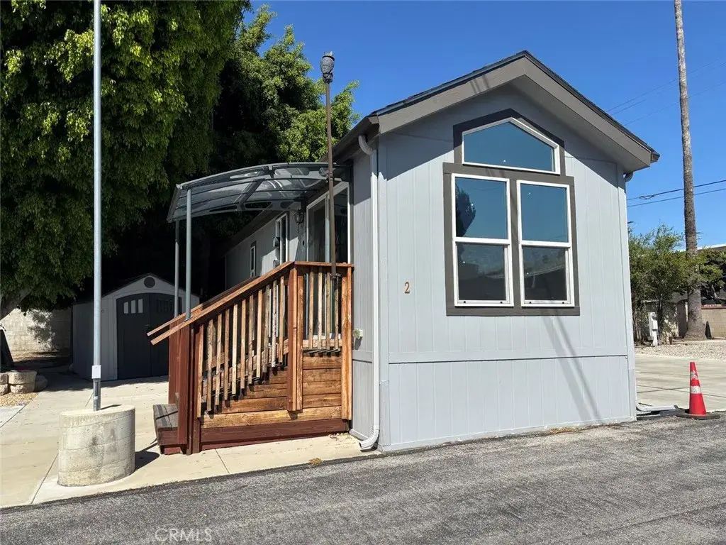 16540 Whittier 2, Whittier
