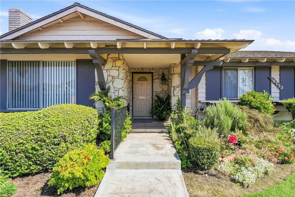16732 Bartlett Lane, Huntington Beach