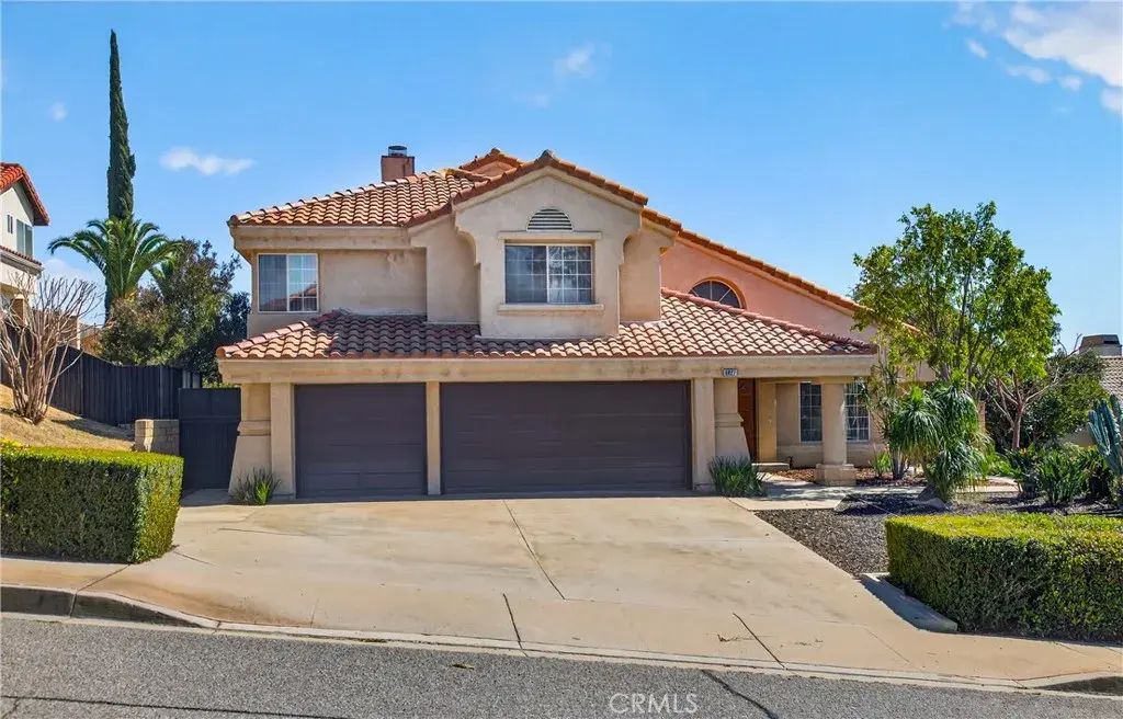 6927 Gala, Highland