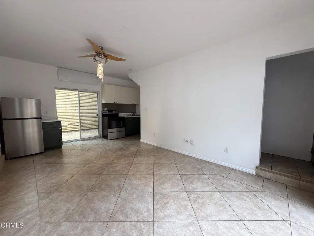 748 N La Jolla Avenue 1/2, West Hollywood