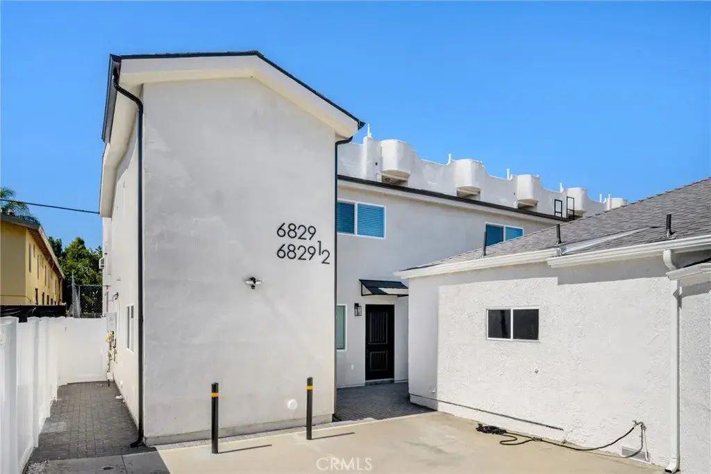 6829 Agnes Avenue 1/2, North Hollywood