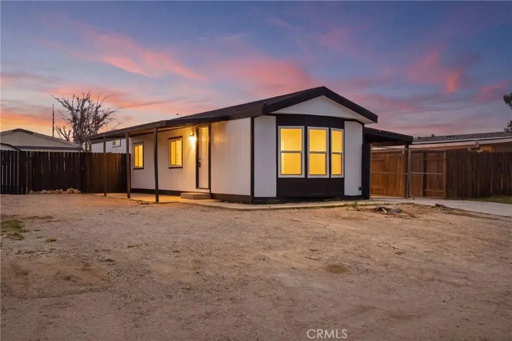 19003 Panther Avenue, Adelanto