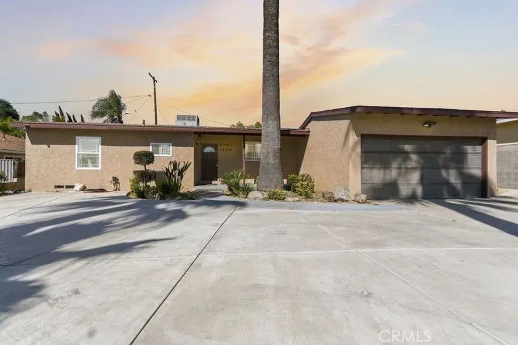 16139 Blue Lagoon, La Puente