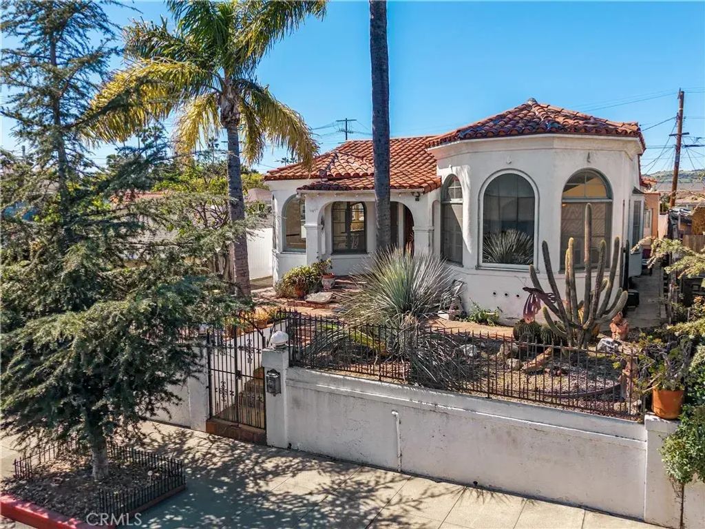 1331 S Beacon Street, San Pedro