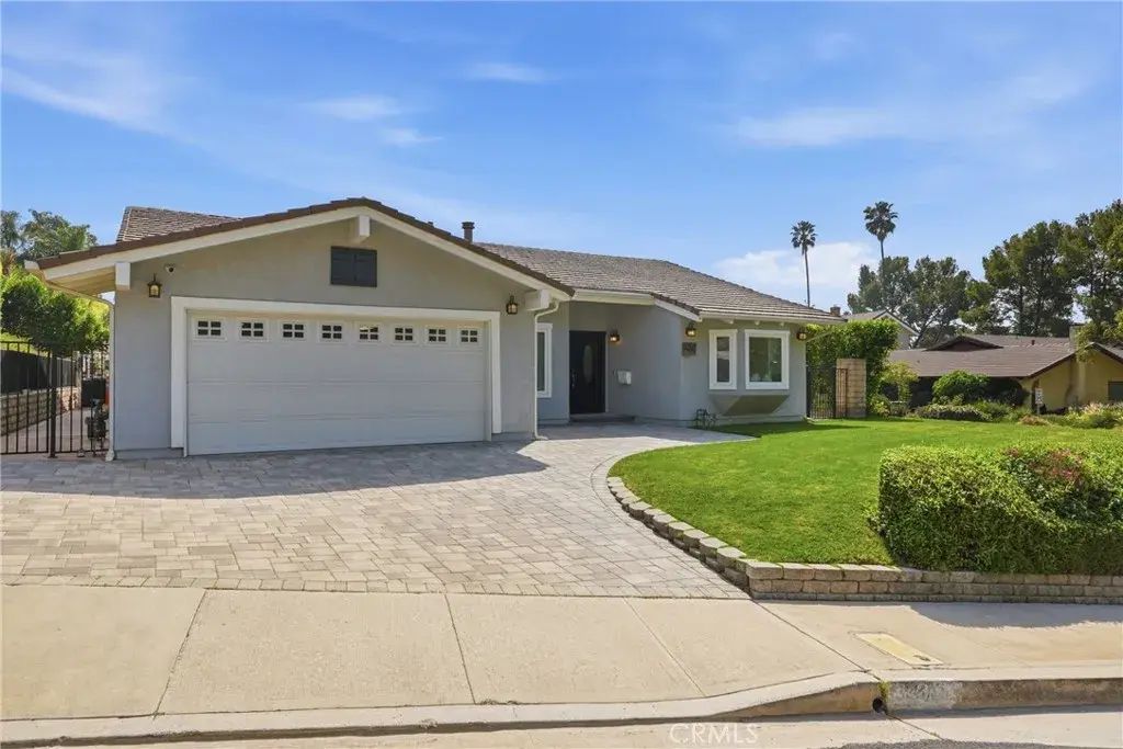 3240 Brace Canyon, Burbank