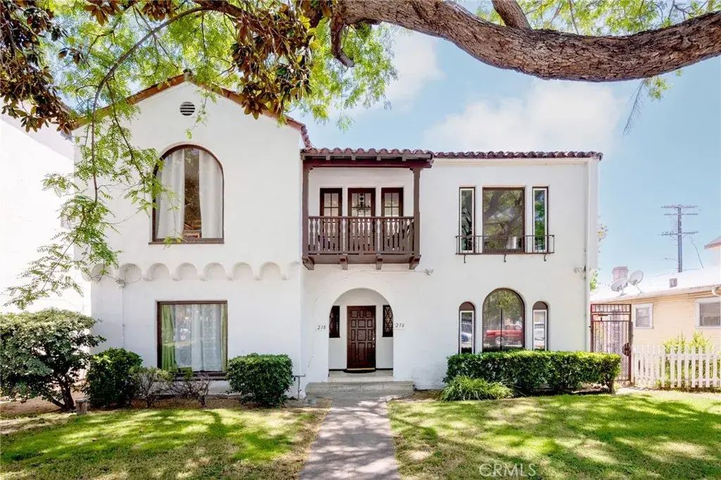 216 E Windsor Road 2, Glendale