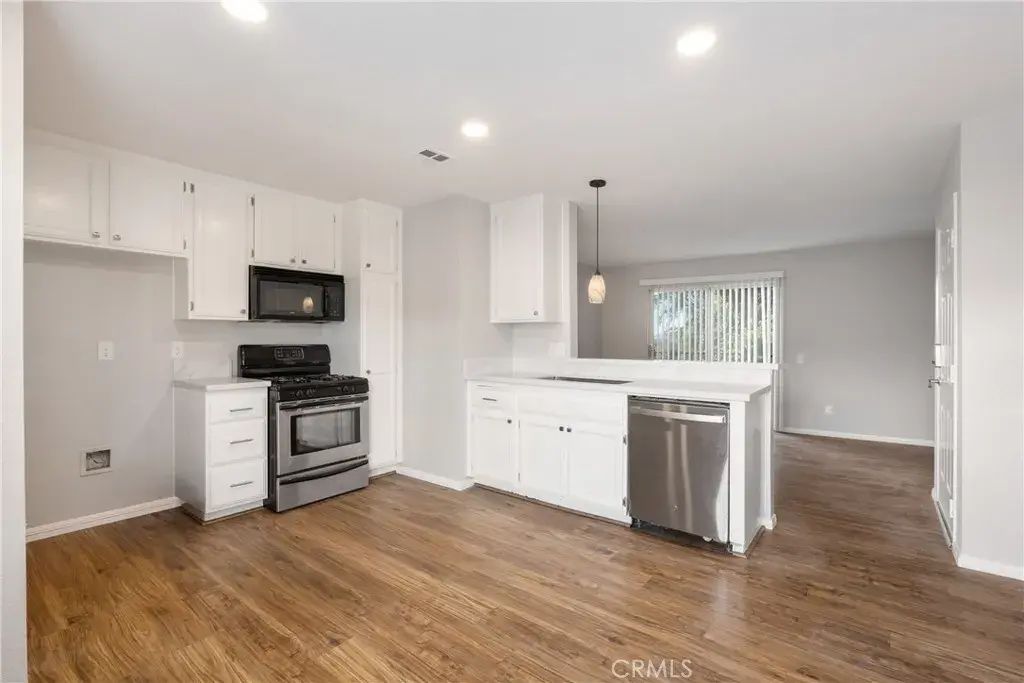 1365 Crafton 2101, Mentone
