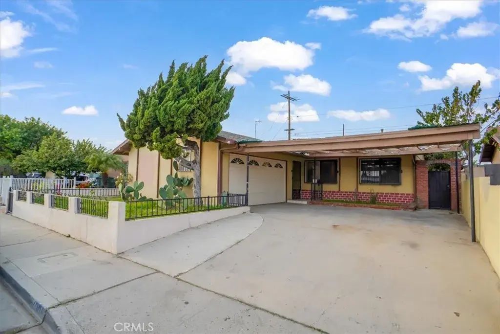 2005 San Jose Street, Oxnard