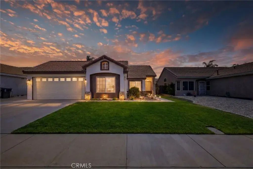 2911 Cypress St, Hemet