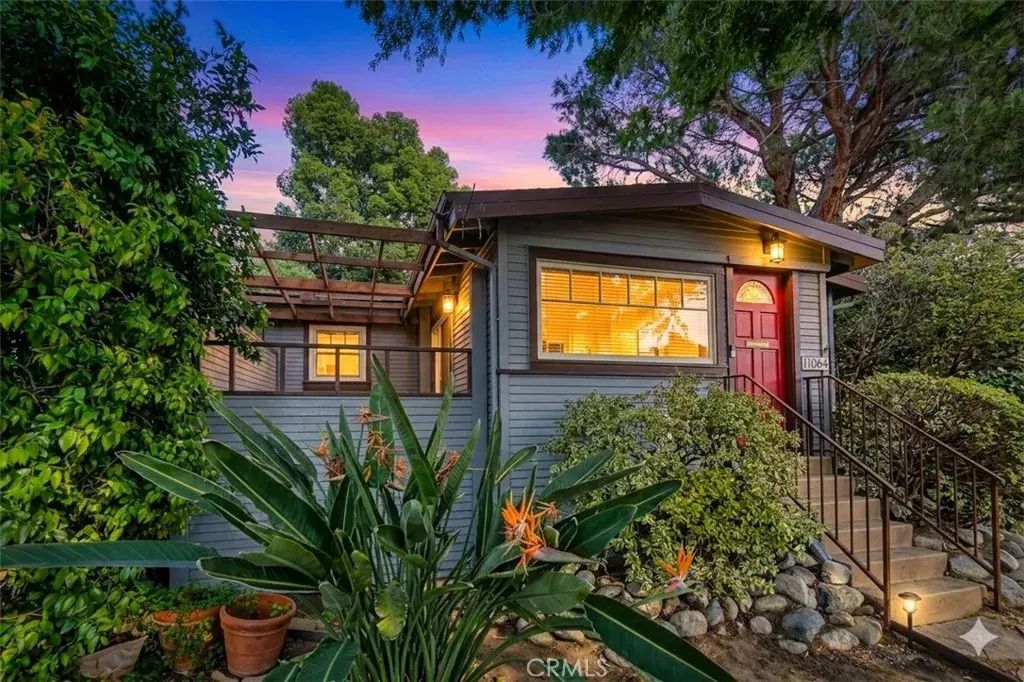 11064 Plainview, Tujunga
