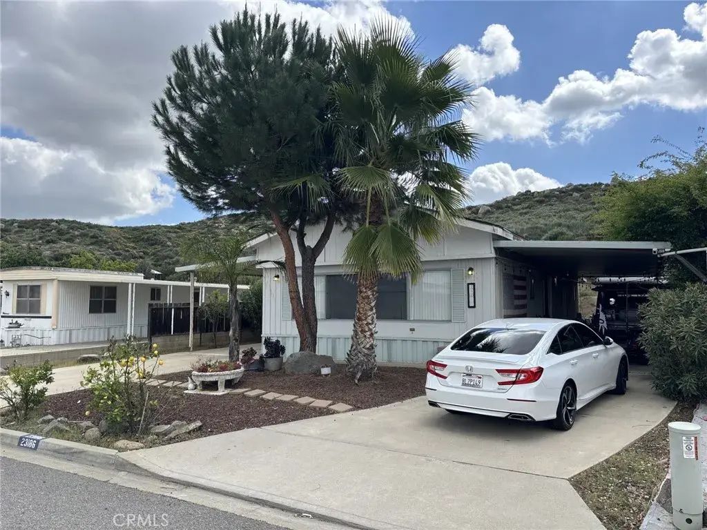23186 Skylink, Canyon Lake