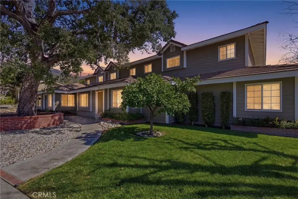 136 Madeline, Monrovia