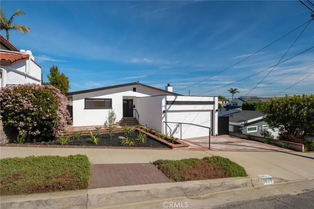 1653 5th, Manhattan Beach
