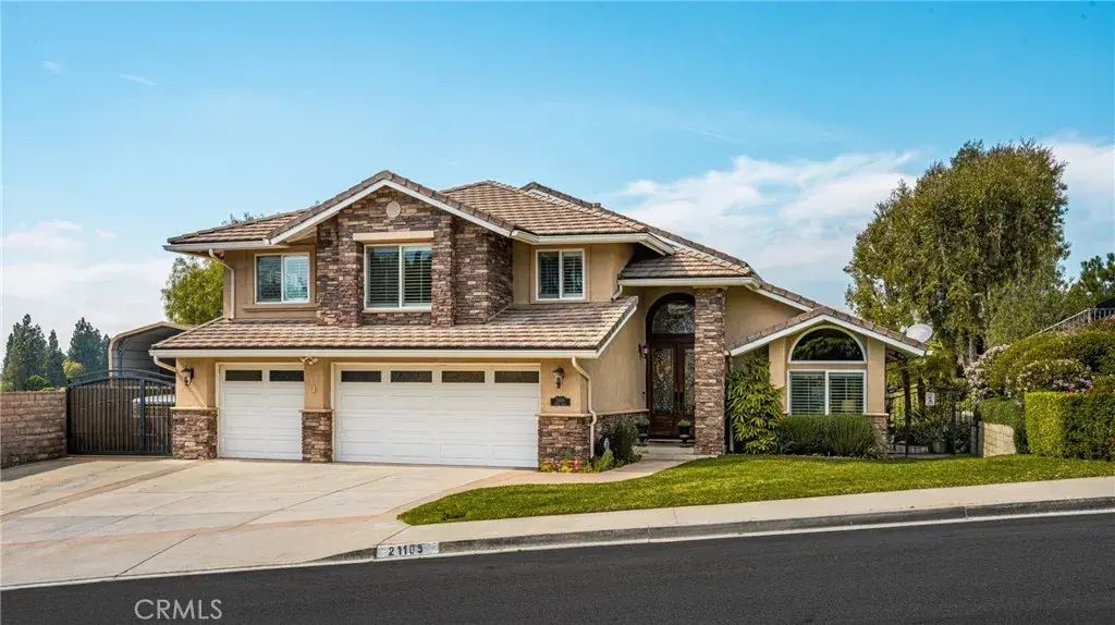21105 Felipa, Yorba Linda