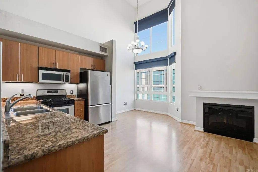 1480 Broadway 2620, 