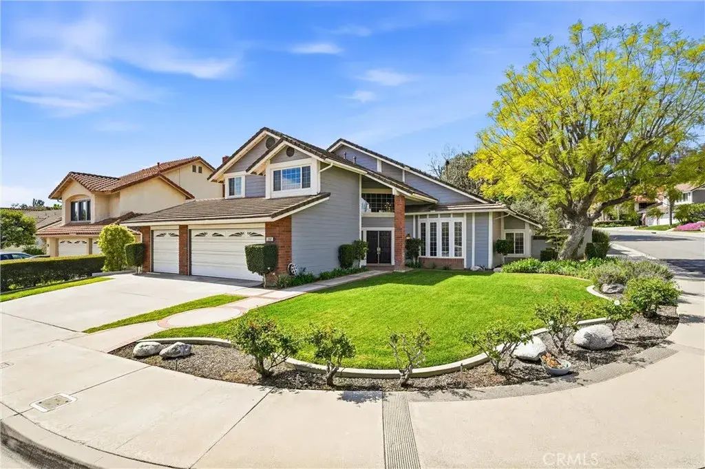 282 N Willow Springs, Orange