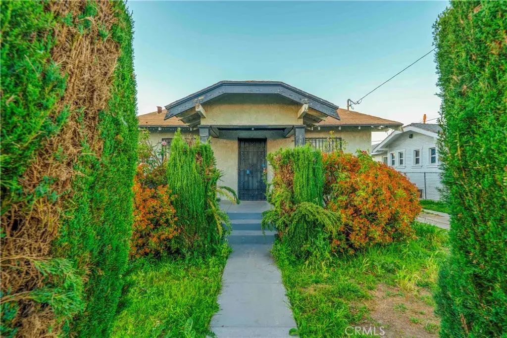 315 W Cedar, Compton