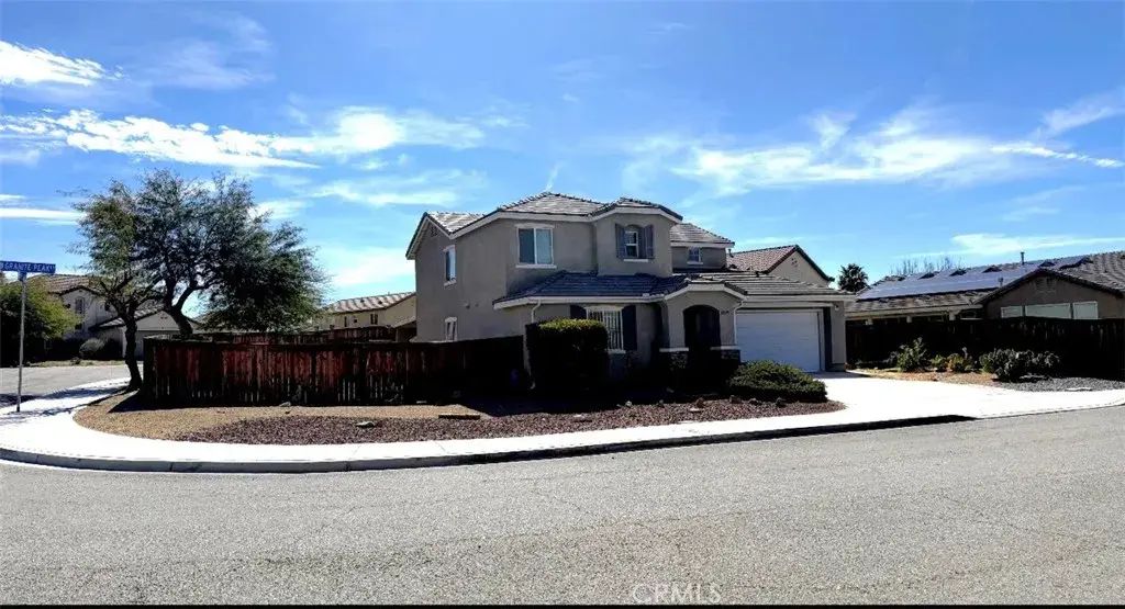 13579 Granite Peak, Victorville