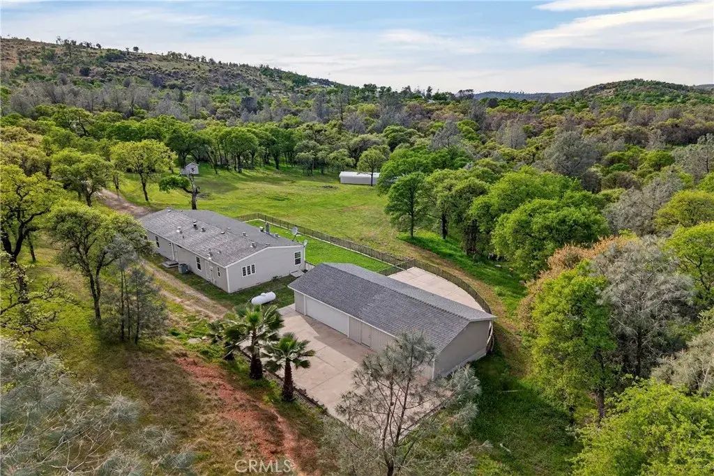 97 Gold Mountain, Bangor
