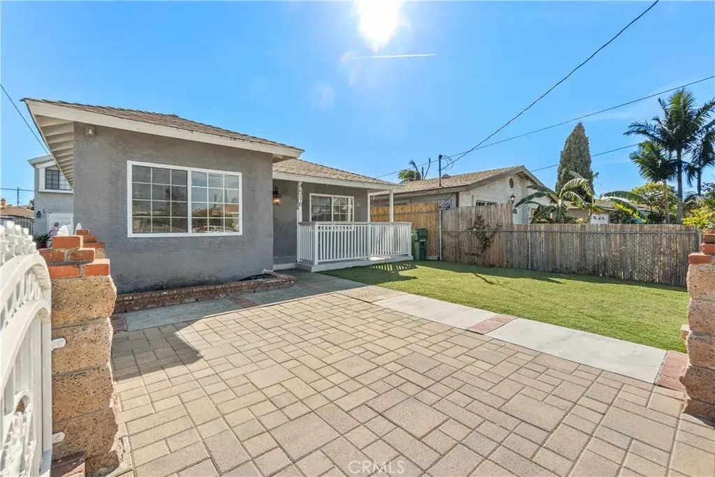 4516 W 165th, Lawndale