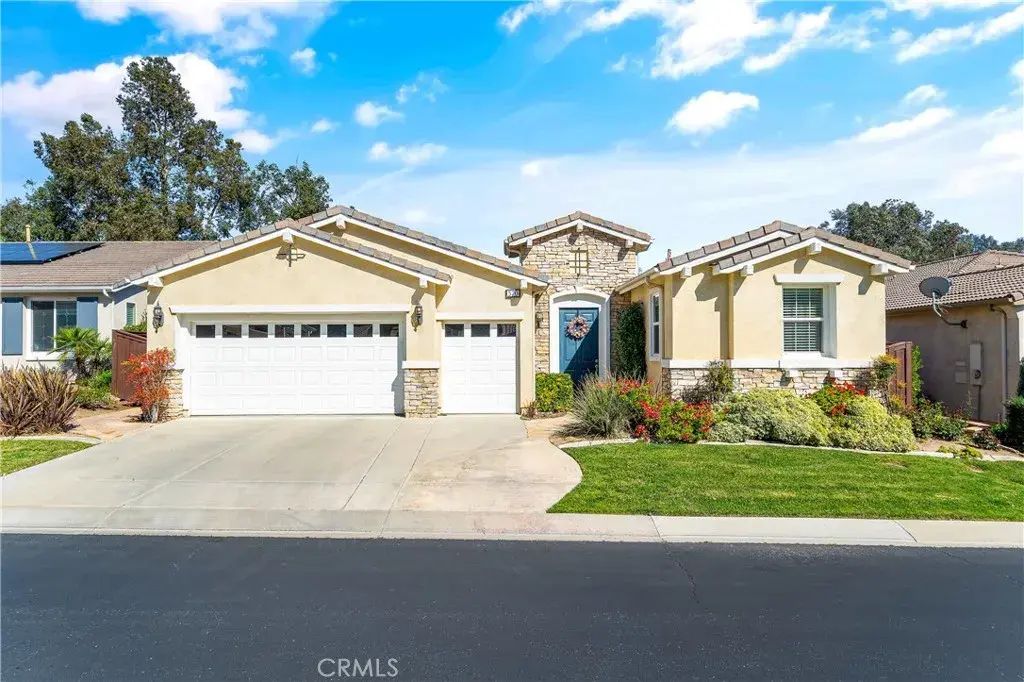 570 Olazabal Dr, Hemet