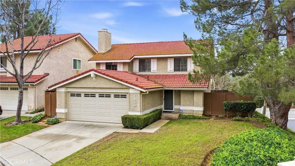 6800 Cedarbark Court, Oak Park