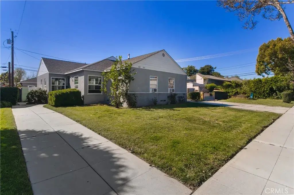 1329--1331 N Screenland Drive, Burbank