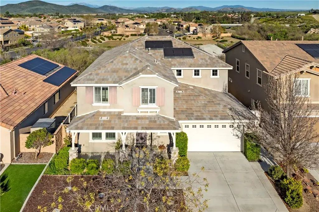 31784 Desert Holly, Murrieta