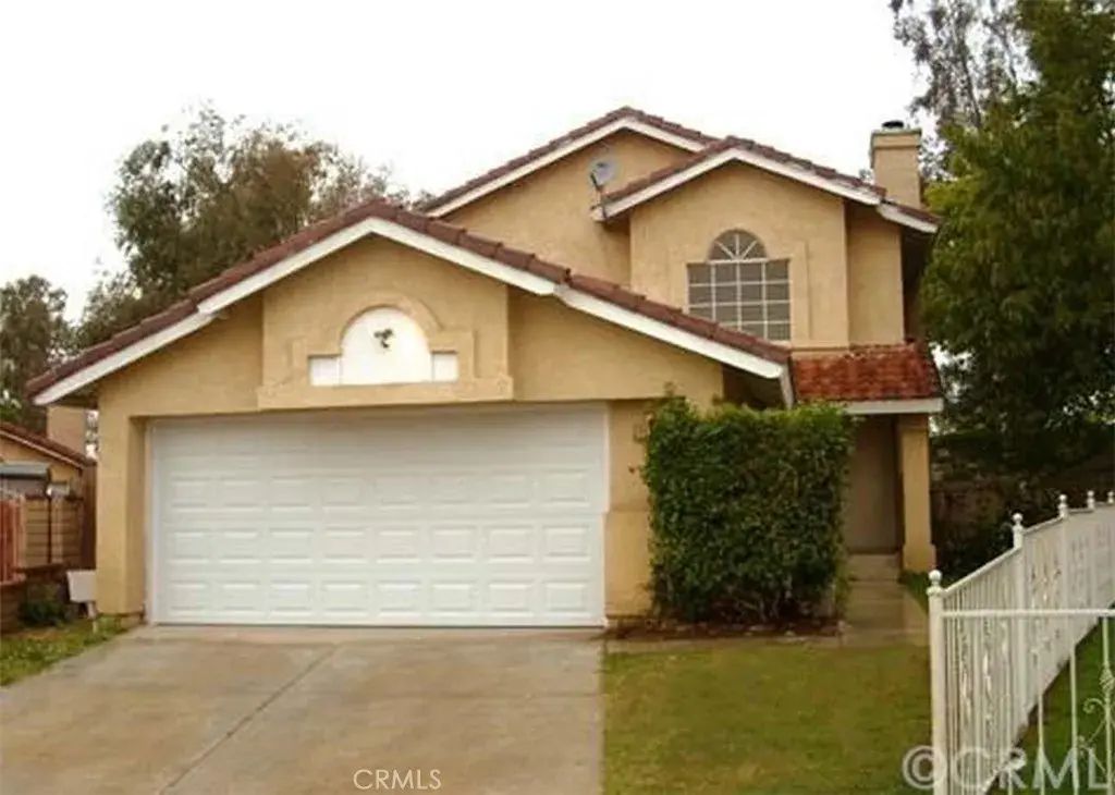 11320 Larchwood, Fontana