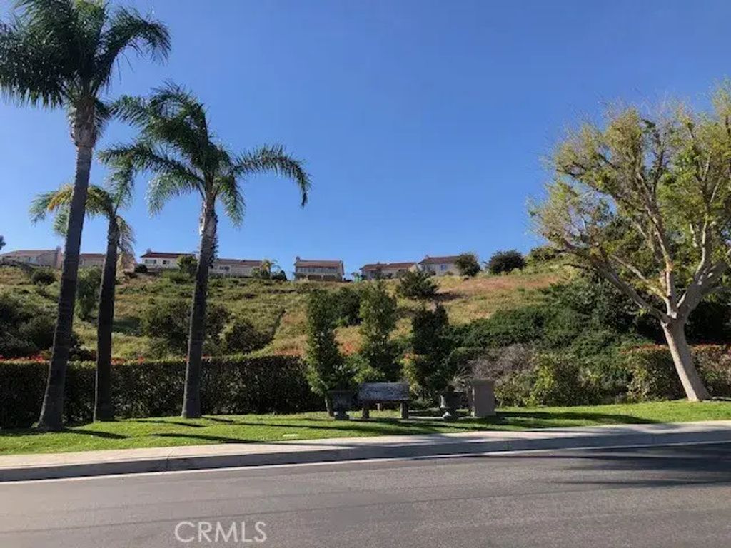 19736 Crystal Hills Ln, Porter Ranch