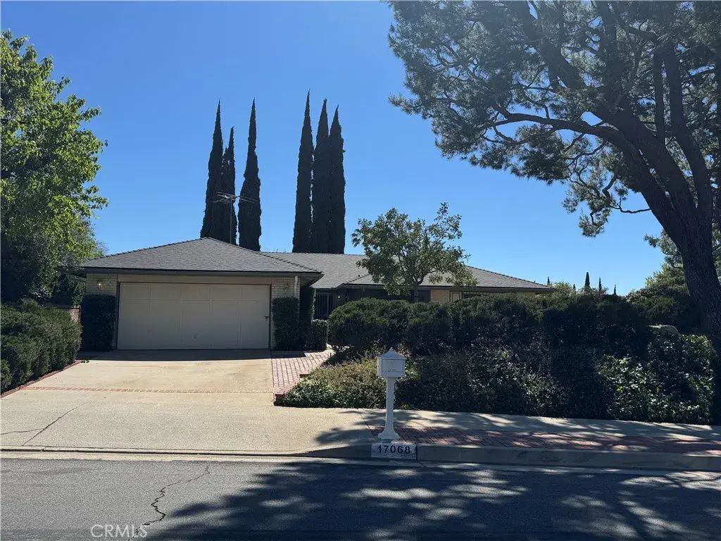 17068 Westbury, Granada Hills
