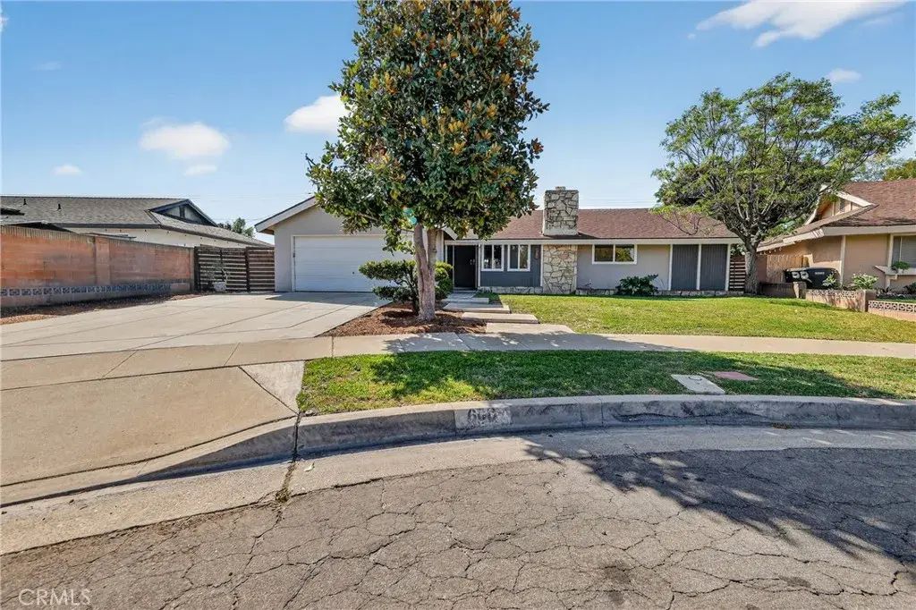 608 W Brentwood, Orange