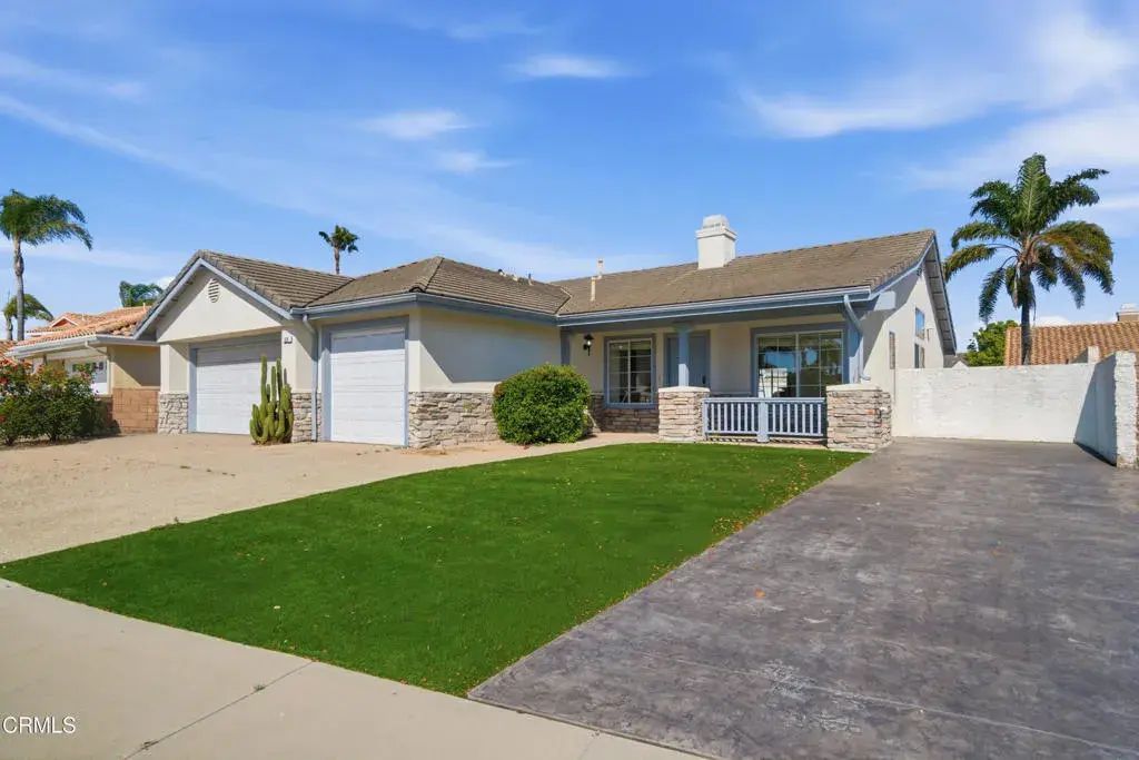 676 Snipe Walk, Oxnard