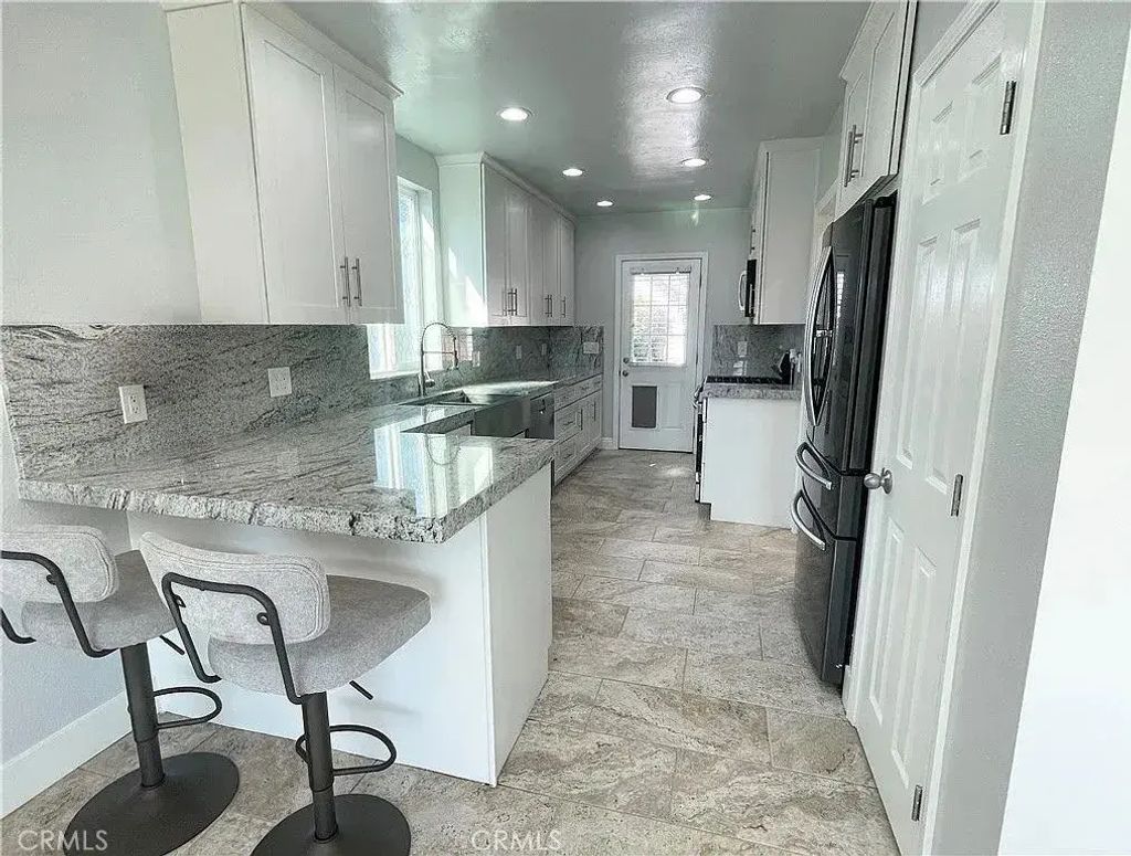 4225 E Court, Orange