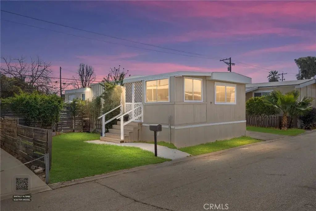 77 Cinnamon, Bakersfield