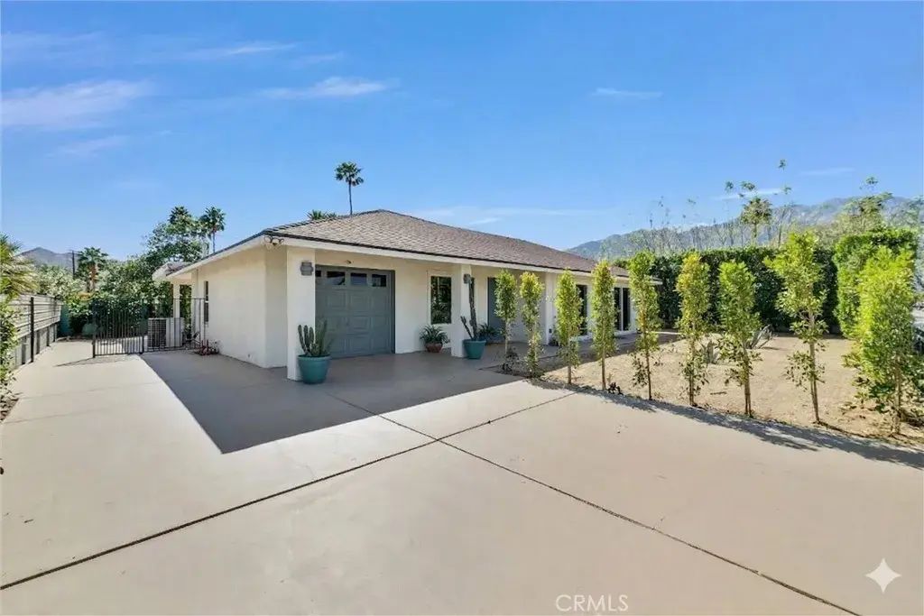 3967 E Sunny Dunes Road, Palm Springs