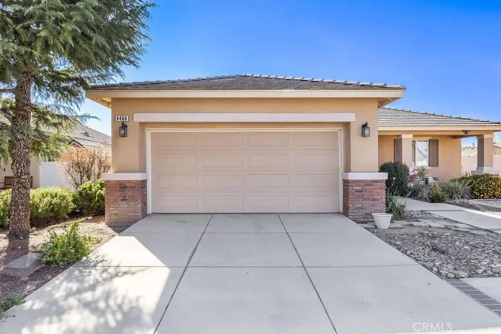 8466 Hoover Court, Oak Hills