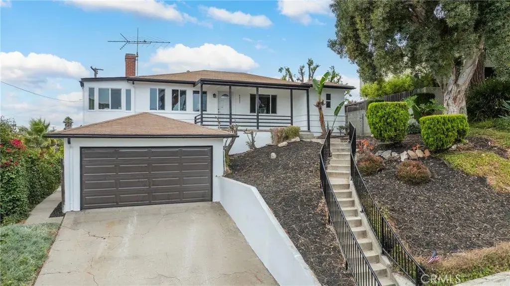 5057 Inaglen Way, Los Angeles