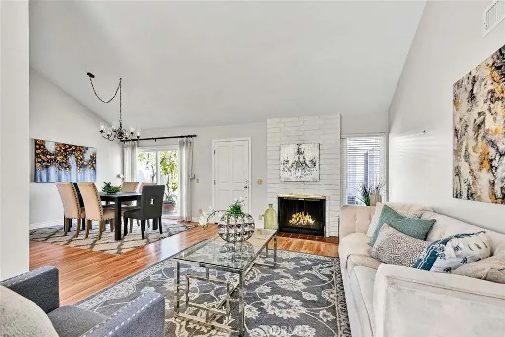 16 Woodpine Drive, Irvine