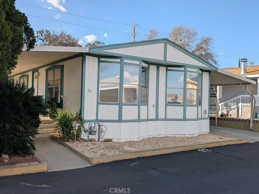 2200 W Wilson 82, Banning