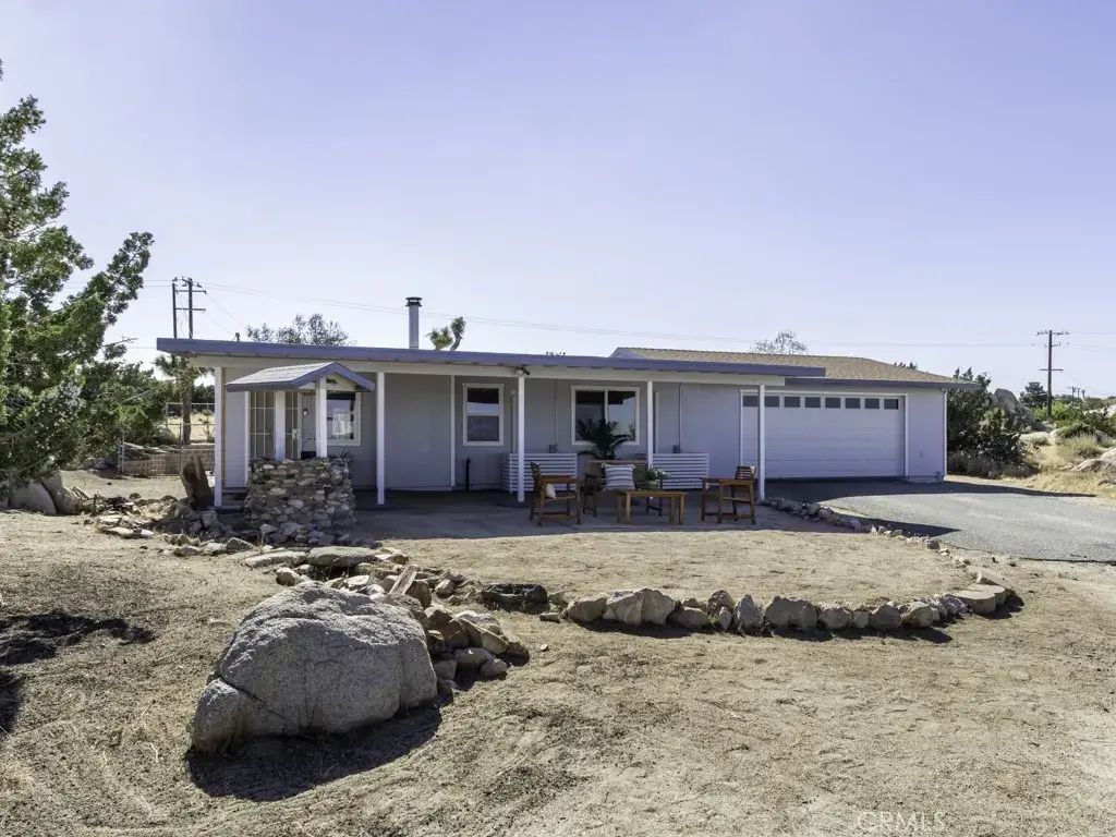 5564 Old Woman Springs Road, Yucca Valley