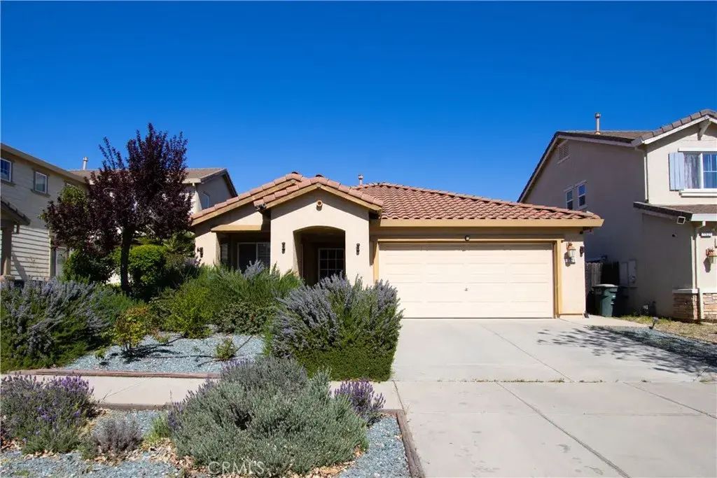 1525 La Sierra Street, Merced