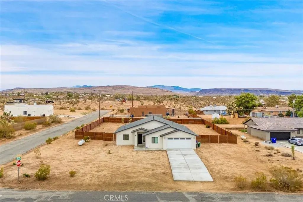 3848 Ruidosa Avenue, Yucca Valley