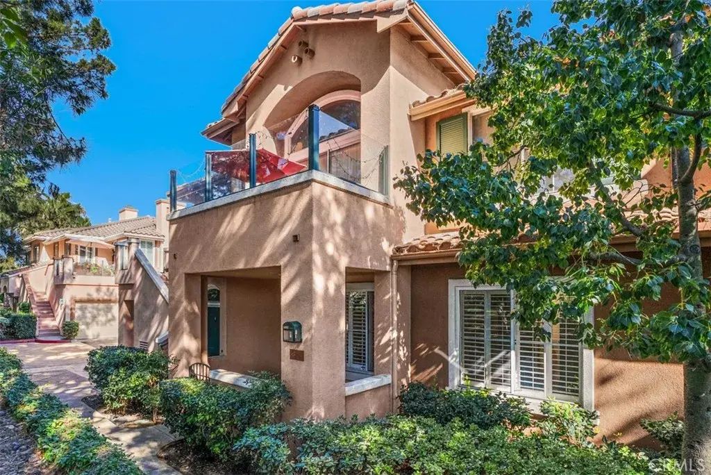 1805 Ladrillo Aisle, Irvine