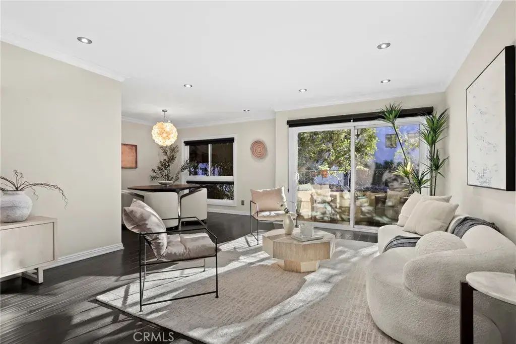 1203 N Sweetzer 118, West Hollywood