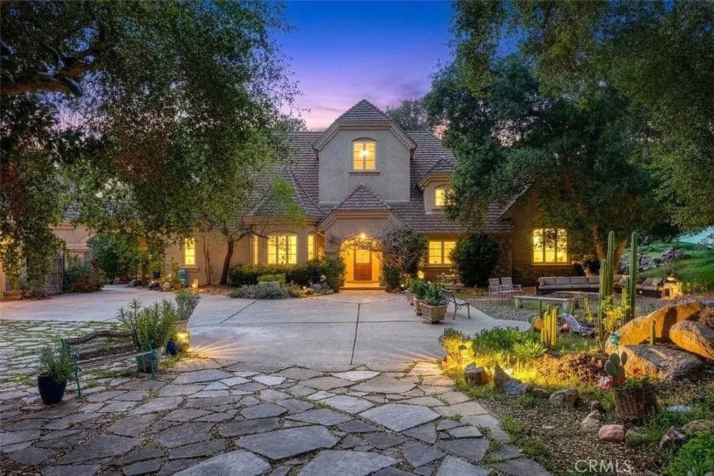 39455 Avenida La Cresta, Murrieta